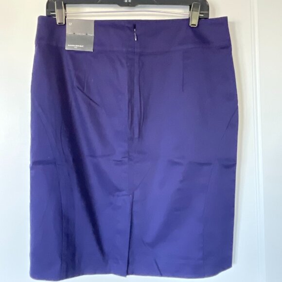Banana Republic Pencil Skirt (size 12) NWT - Picture 2 of 4